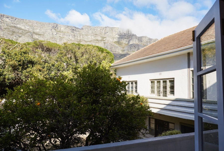 3 Bedroom Property for Sale in Vredehoek Western Cape
